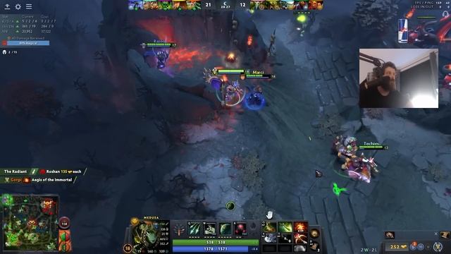 Buying Divine for thumbnail (goes right) смотреть онлайн