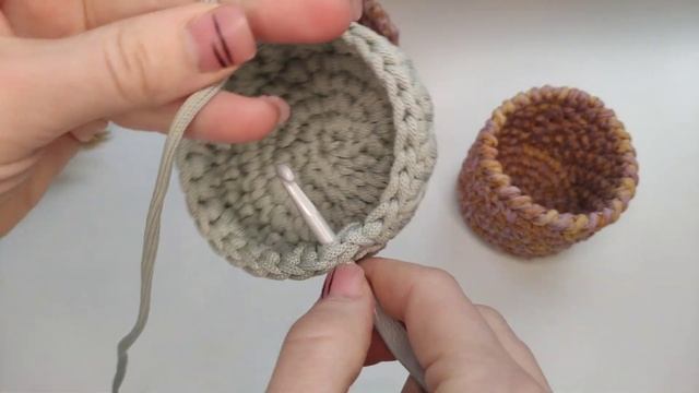 ?Корзинки для ватных палочек и дисков?узор диагональ❤️вязание крючком? смотреть онлайн