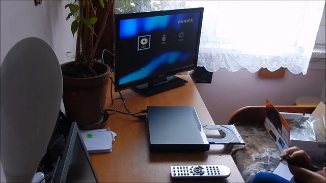 Unboxing: Odtwarzacz DVD Philips DVP2880. смотреть онлайн