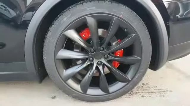 TESLA MODEL X 100D RED CALIPERS SPENCETIRE смотреть онлайн