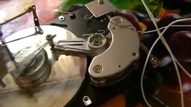 Самодельный чудо моторчик из жёсткого диска смотреть онлайн