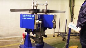 Одновременная гибка 3-х квадратных труб на многоручьевой оснастке Профилегиб 3RE-80 производства БМК