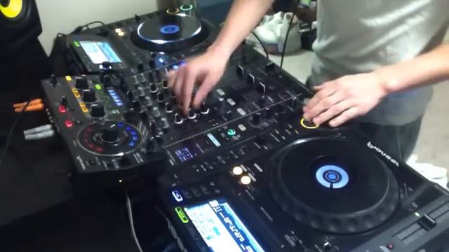MAD]-[OUSE MIX #1 (Pioneer CDJ 2000, DJM900 & RMX 1000) смотреть онлайн