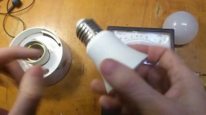 Частая причина когда все светодиоды исправны, а led лампочка не светит