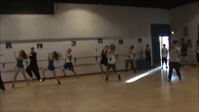 AHCWDI 2011 - Erika Dacayo смотреть онлайн