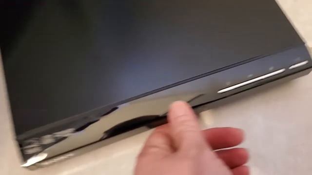 Sony Mini DVD Player Review (DVPSR510H) смотреть онлайн