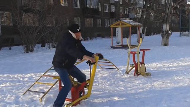 Детская площадка 2 смотреть онлайн