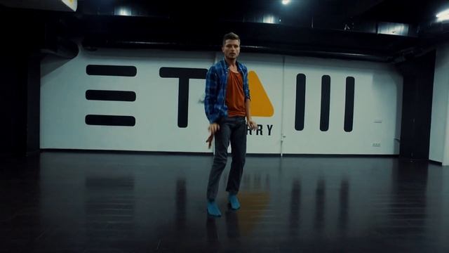 Zventa Sventana – Мужа дома нету ft. Ivan Dorn | Choreo by Kirill Baltrukov | Этаж Larry смотреть онлайн