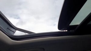 Как открыть люк на bmw?