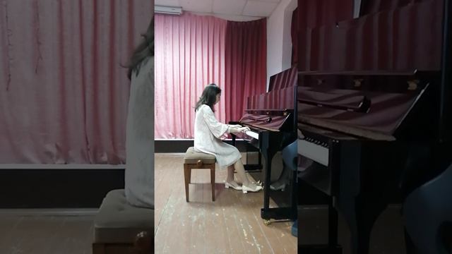 Трахова Динара, 13 лет, Дж. Натхо "Дахэ сидунай" смотреть онлайн