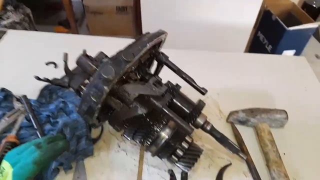 Новая вилка на вторичный вал. МКПП F16 Всё идеально подошло.Дэу леганза 2.0 смотреть онлайн