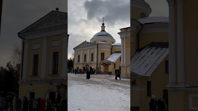 Покровский ставропигиальный женский монастырь. Мощи Матроны Московской. смотреть онлайн