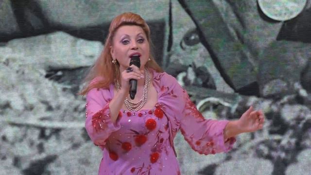 В ЗЕМЛЯНКЕ. Ансамбль Чибатуха. Заслуженная артистка России Светлана Рыбалченко. смотреть онлайн