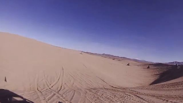 Honda ATC 70 Lifan 125 In the sand dunes смотреть онлайн