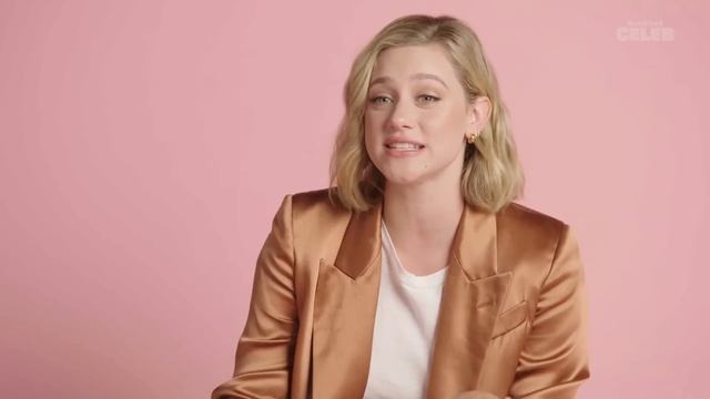 Lili Reinhart Plays With Puppies смотреть онлайн