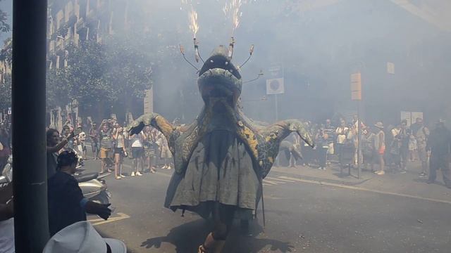 Праздник района Грасия в Барселоне (6) смотреть онлайн