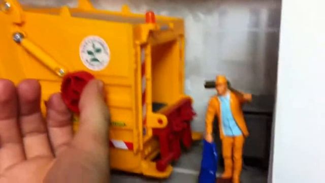 Игрушка мусоровоз 3414498 в интернет магазине Дитя