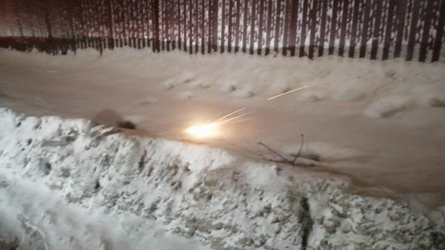 Взрыв петарды. смотреть онлайн