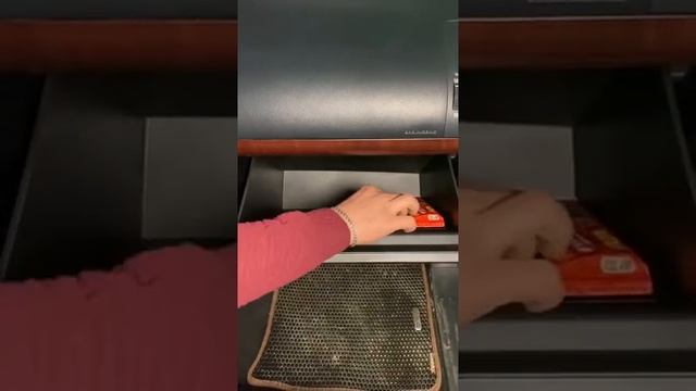 Как правильно раскладывать сладости в машине #Shorts#Тик Ток смотреть онлайн