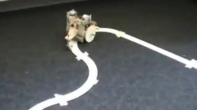 Line Follower robot without microcontroller смотреть онлайн