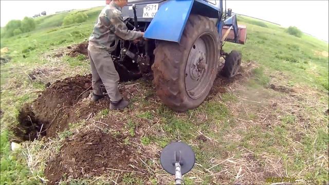 МТЗ не может вытянуть крупное железо смотреть онлайн