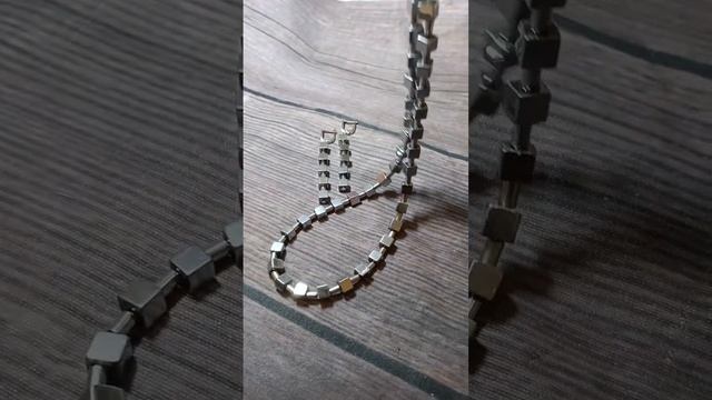 Комплект из гематита:чокер и серьги смотреть онлайн