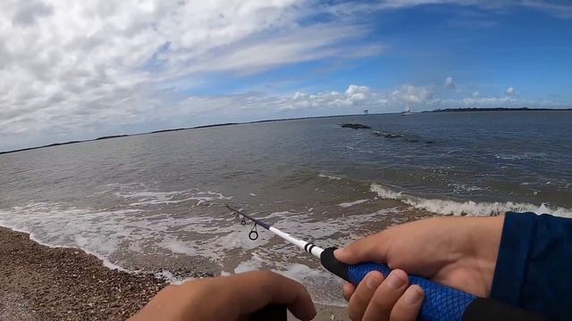 Fishing the BEACH! Eating Whatever I Catch (Catch and Cook) смотреть онлайн
