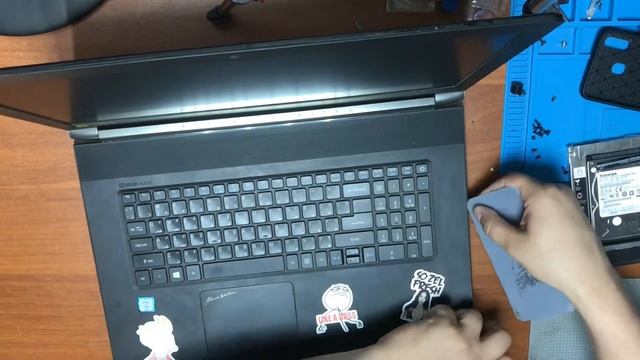 Разборка ноутбука Acer Aspire VN7-791g смотреть онлайн