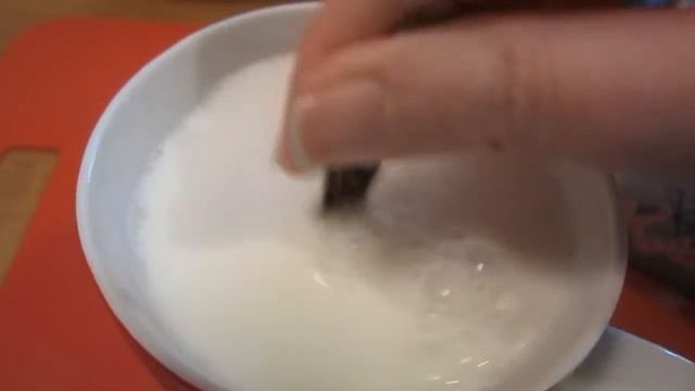 Видео-рецепт "Капустный омлет с помидорами и сыром" смотреть онлайн