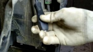 Mitsubishi Lancer 9 ремонт / омивач  / моторчик / насос омивача лобового скла