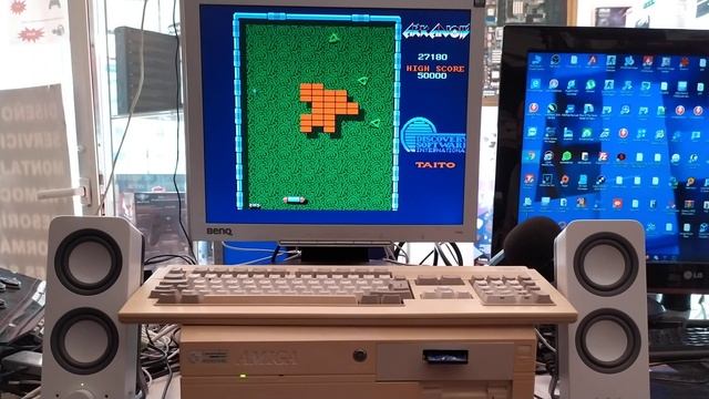 AMIGA 4000 PLAYING ARKANOID [4K] смотреть онлайн