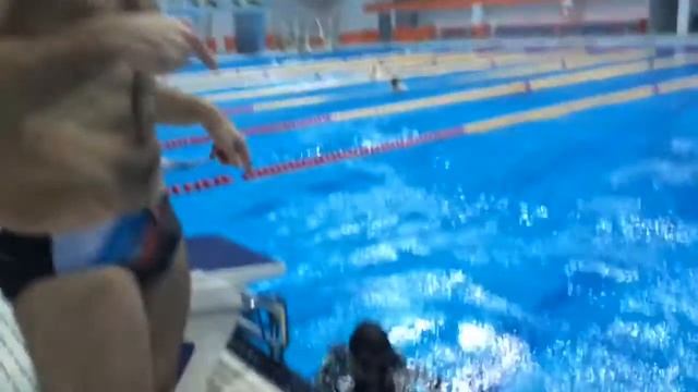 Как правильно прыгать в воду. Обучение смотреть онлайн