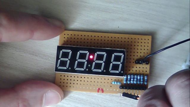 Часы на ардуино без модуля часов. Ардуино проекты. смотреть онлайн