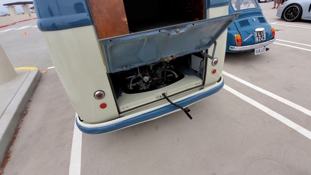 Italian Design Vs. German Engineering at South OC Cars & Coffee смотреть онлайн