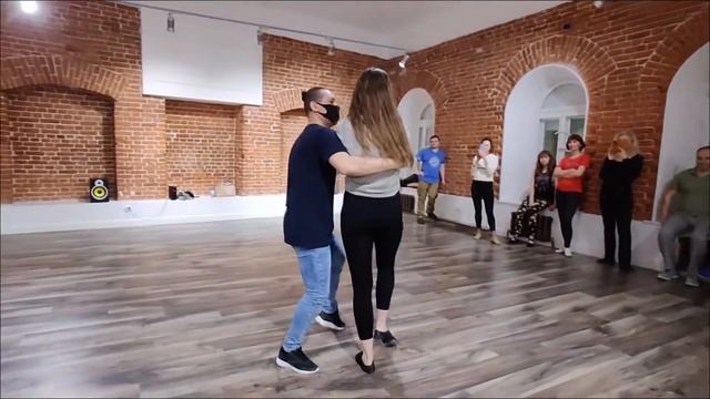Алешандре и Юля | Демо с продолжающей группы| Бразильский зук в Нижнем Новгороде смотреть онлайн