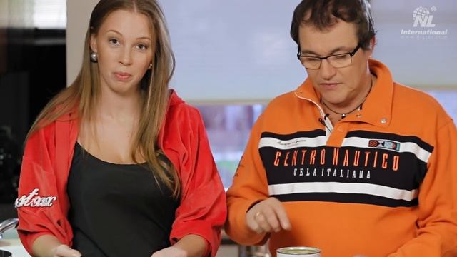 Дмитрий и Полина Дибровы готовят омлет Energy Diet. Любимый завтрак еще вкуснее смотреть онлайн