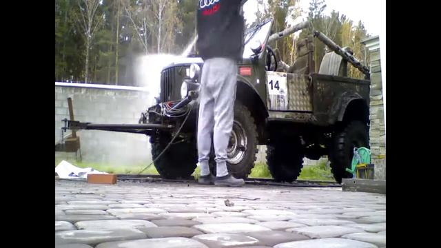 После трофи ГАЗ 69 обязательно надо отмыть смотреть онлайн