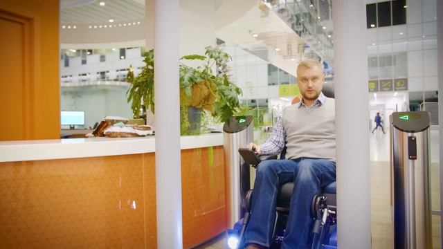 Как инвалидная коляска ? ездит по лестницам? || расскажу @paramynut смотреть онлайн