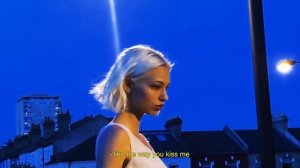 Artemas - i like the way you kiss me (lyric video)