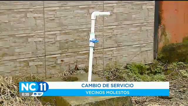 Vecinos de Santa Bárbara de Heredia reportan cambio del servicio de agua смотреть онлайн