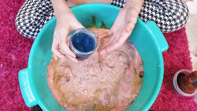 ИЗБАВИЛАСЬ ОТ СТАРЫХ СЛАЙМОВ! 1000 СЛАЙМОВ В ТАЗ! смотреть онлайн