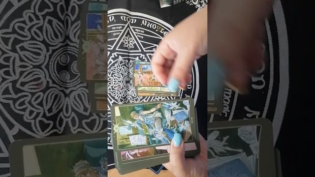 Обзор колода Таро Книга теней том 1 и том 2 смотреть онлайн