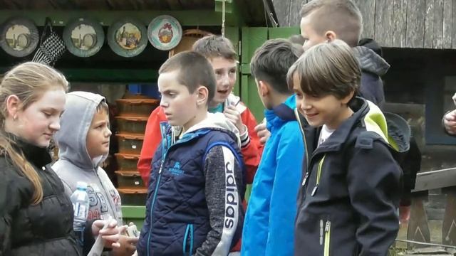 Дрвенград - этно-село Эмира Кустурицы.Дрвенград је Етно село Емира Кустурица. смотреть онлайн