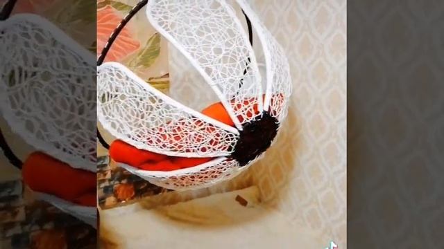 Ромашка, кресло кокон из ротанга, красная круглая подушка, белые ромашки, для отдыха своими руками смотреть онлайн