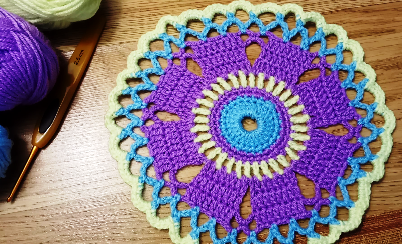 Красивая САЛФЕТКА крючком. Яркая и Необычная салфетка смотреть онлайн