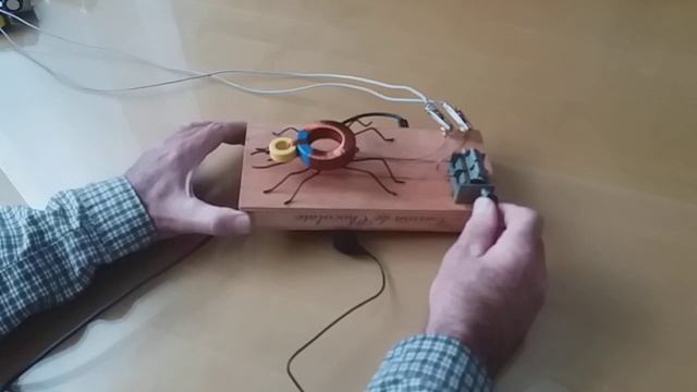 Spider Crystal Radio with powered sound. смотреть онлайн