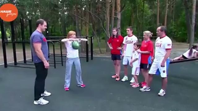 Семейная зарядка с семьей Касымовых смотреть онлайн