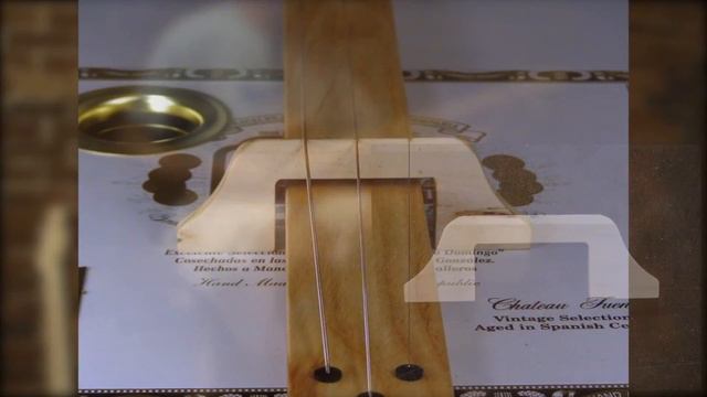 C. B. Gitty "Pure and Simple" Cigar Box Guitar: Flying Bridge Model #1 смотреть онлайн