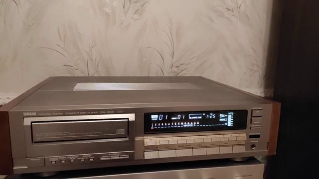 Yamaha cdx-2000. Топовый CD проигрыватель! смотреть онлайн