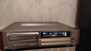 Yamaha cdx-2000. Топовый CD проигрыватель!